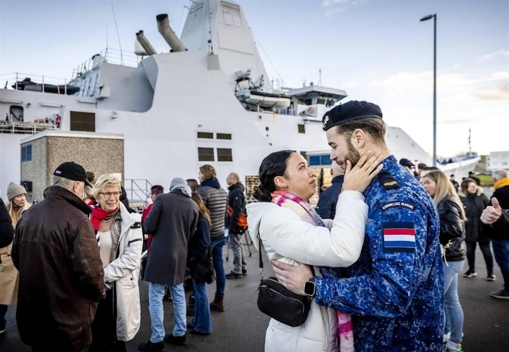 Marineschip Vanuit Den Helder Vertrokken Voor Hulp Aan Gaza Marokko