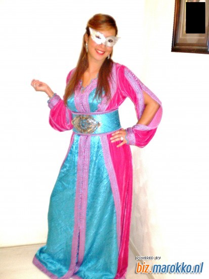 Marokkaanse jurken te huur mooie blauwroze mobra takshita