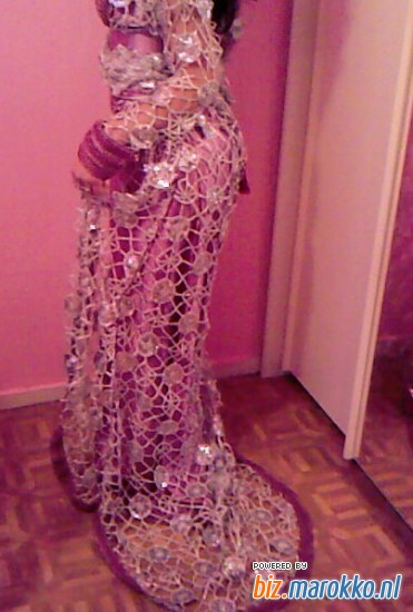 Jurken te huur. Marokkaanse jurk lilazilver. Achterkant