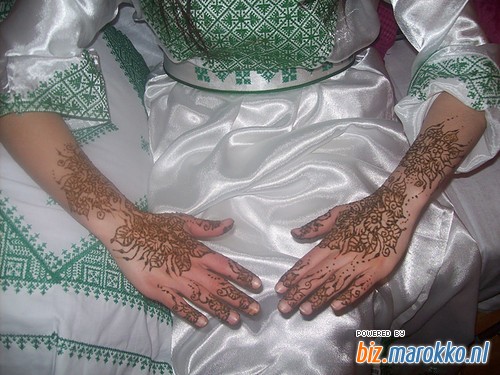 Yed el henna -