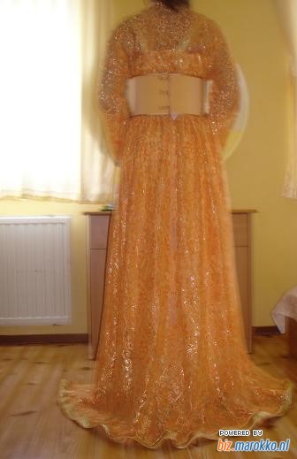 jurken te huur vanaf 40 euro oranje 4
