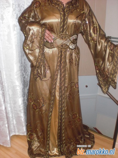 Royal-Bridal Bruin met goud takshita