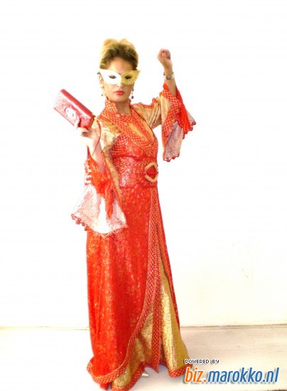 Marokkaanse jurken te huur mooie roodgoude takshita 201011