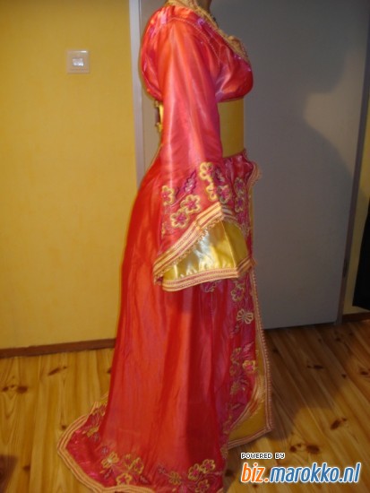 jurken te huur vanaf 40 euro roze jurk