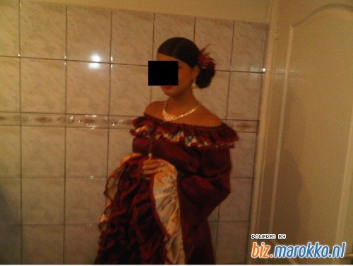 Btiq. Hajar verhuurt jurken Mamacita Marokkaanse jurk APART