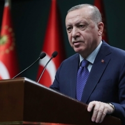 Erdogan grijpt weer in bij Turkse centrale bank