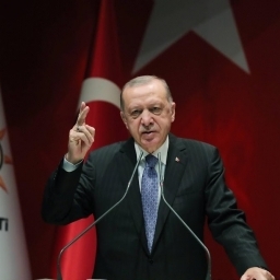 Erdogan probeert met maatregelen waarde Turkse munt te stutten
