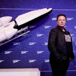 Tesla-baas Elon Musk haalt Jeff Bezos in als rijkste persoon